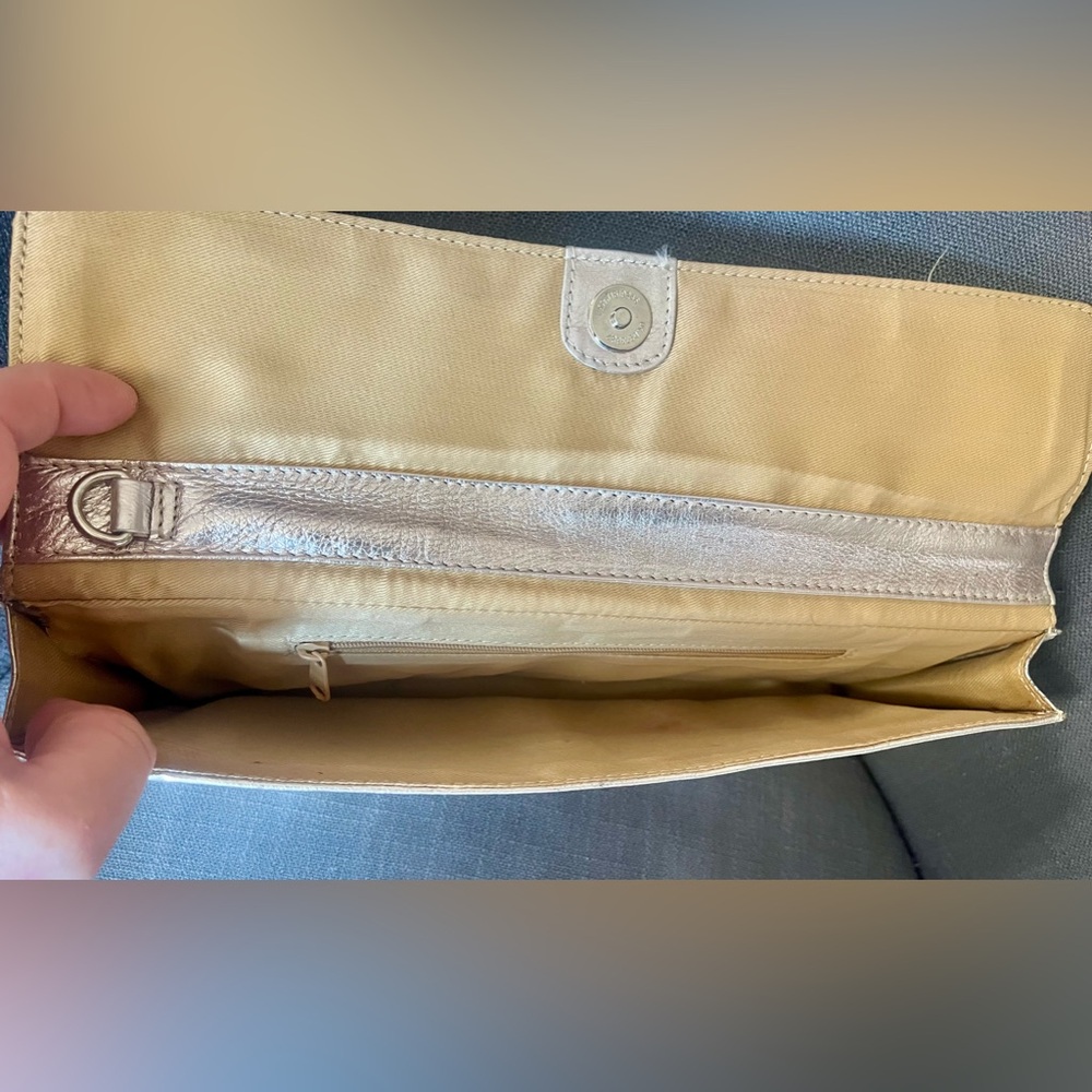 Silver Rectangular Leather Clutch. Excellent condition. - Picture 4 of 7
